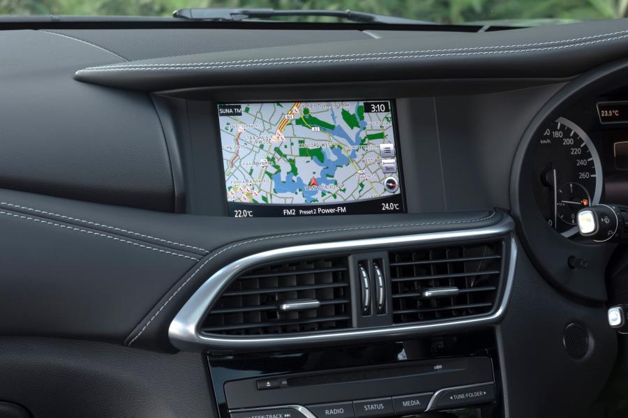 Детали интерьера Infiniti Q30S 2.0t 2018 года  (AU) (фото 26 из 37)